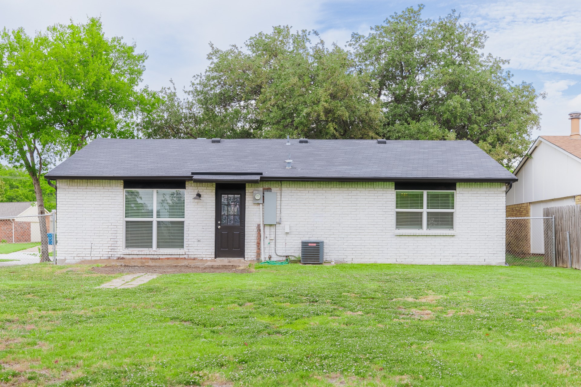 5512 Gates Drive