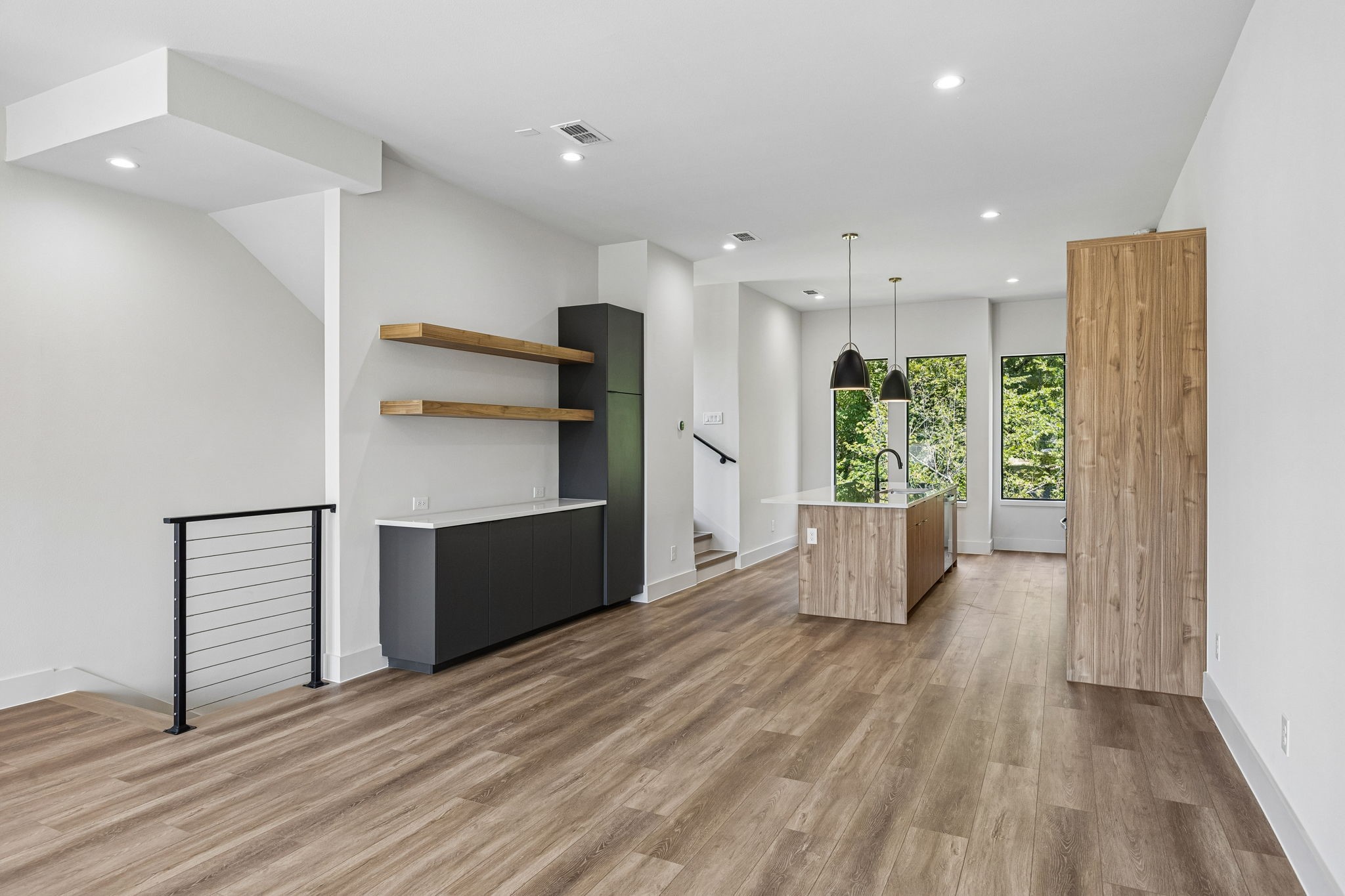 2307 Kings Road