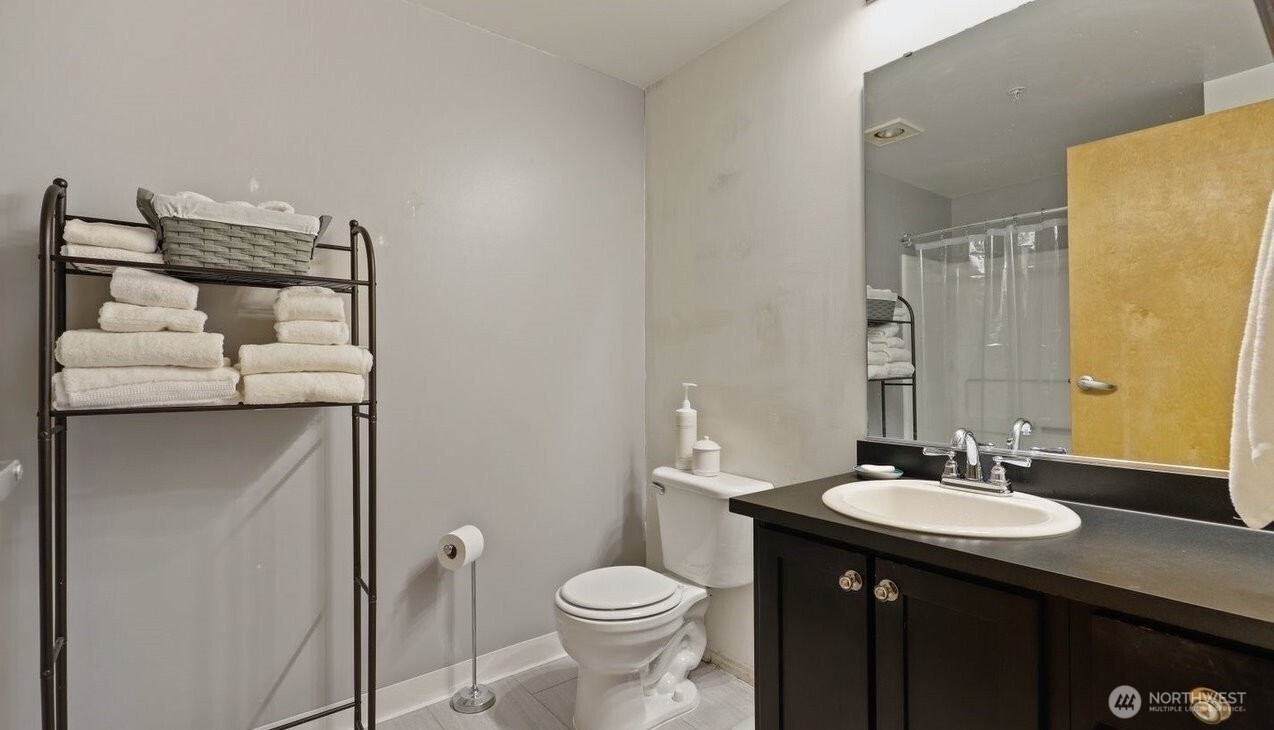 701 Columbia Street Unit: 602