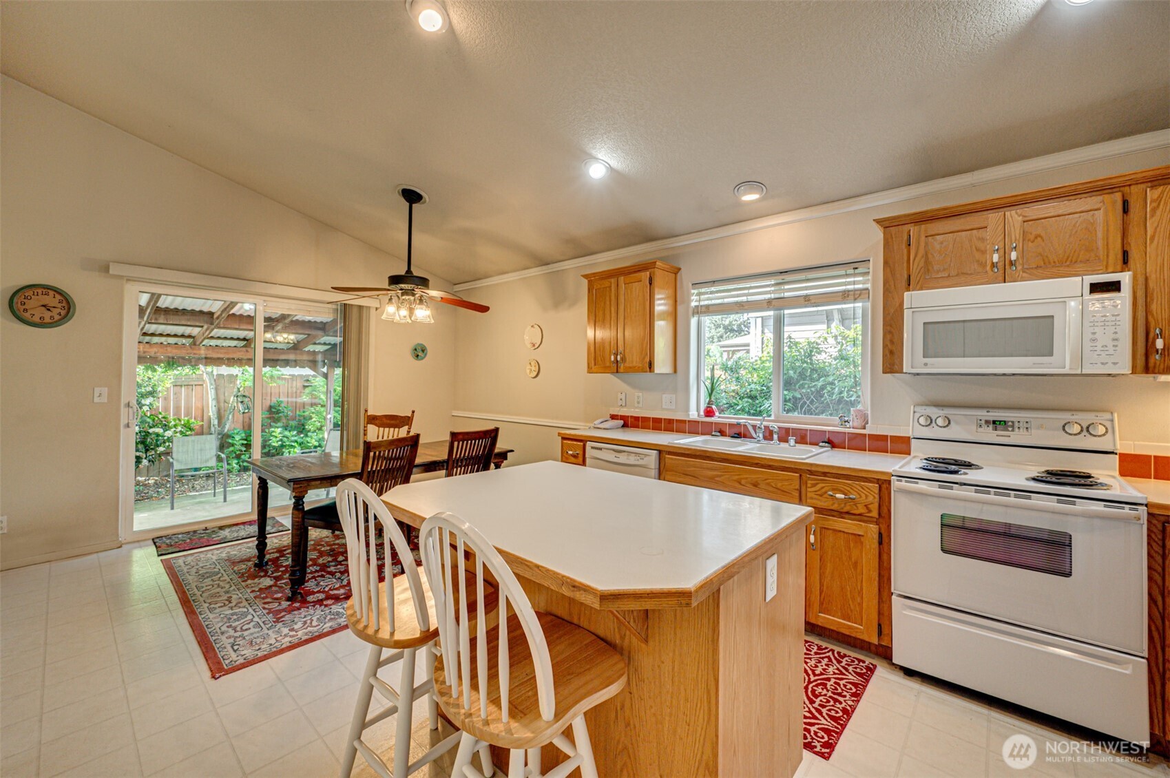 10616 NE Maitland Road