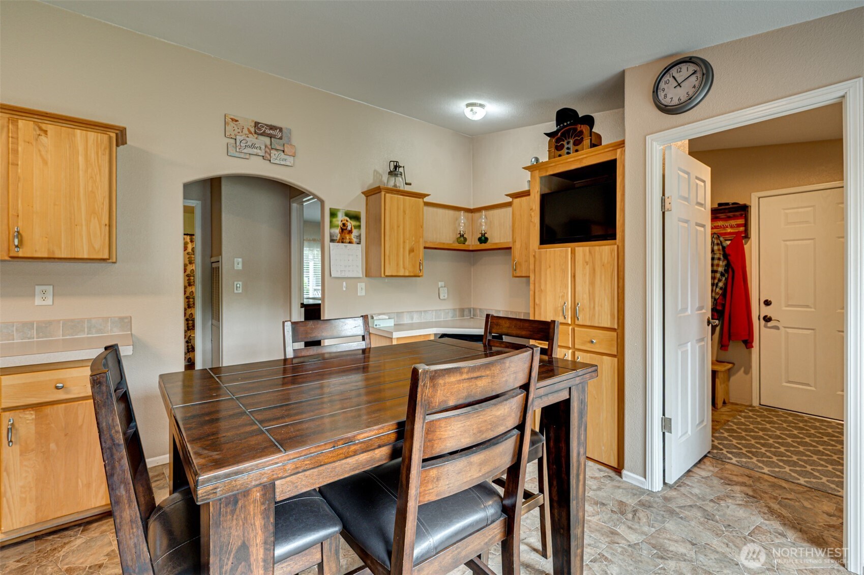 121 6 Sheila Drive