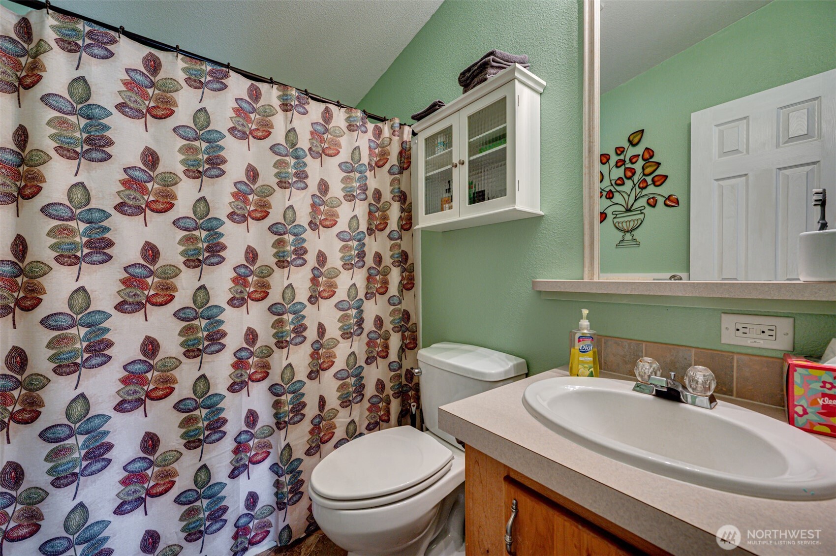 121 6 Sheila Drive