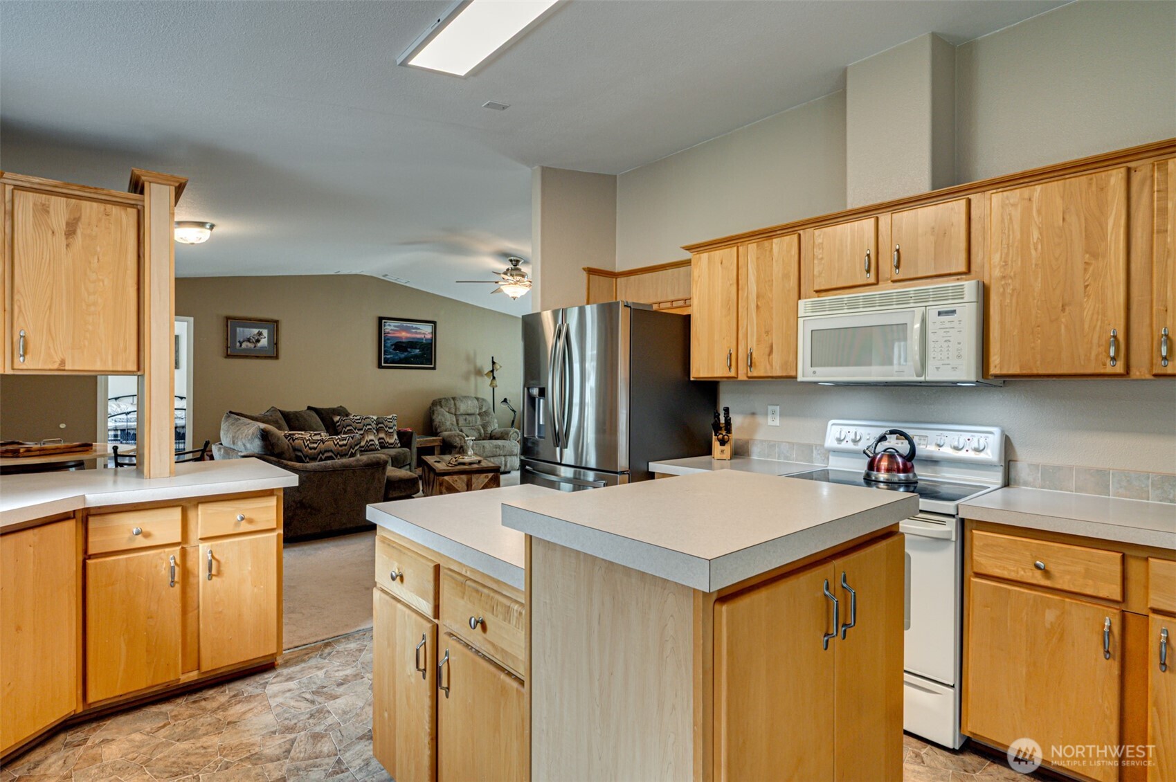 121 6 Sheila Drive