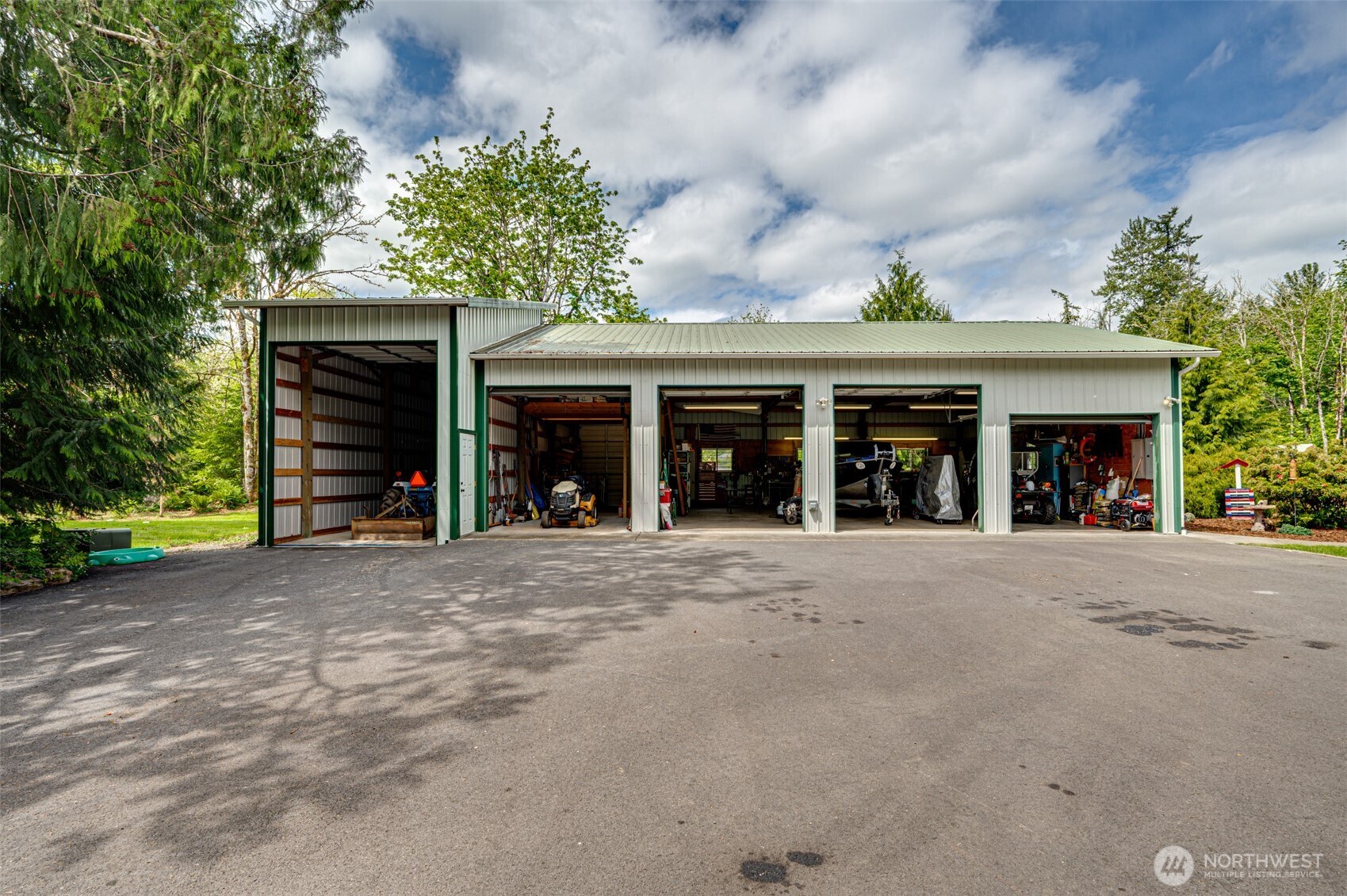 121 6 Sheila Drive