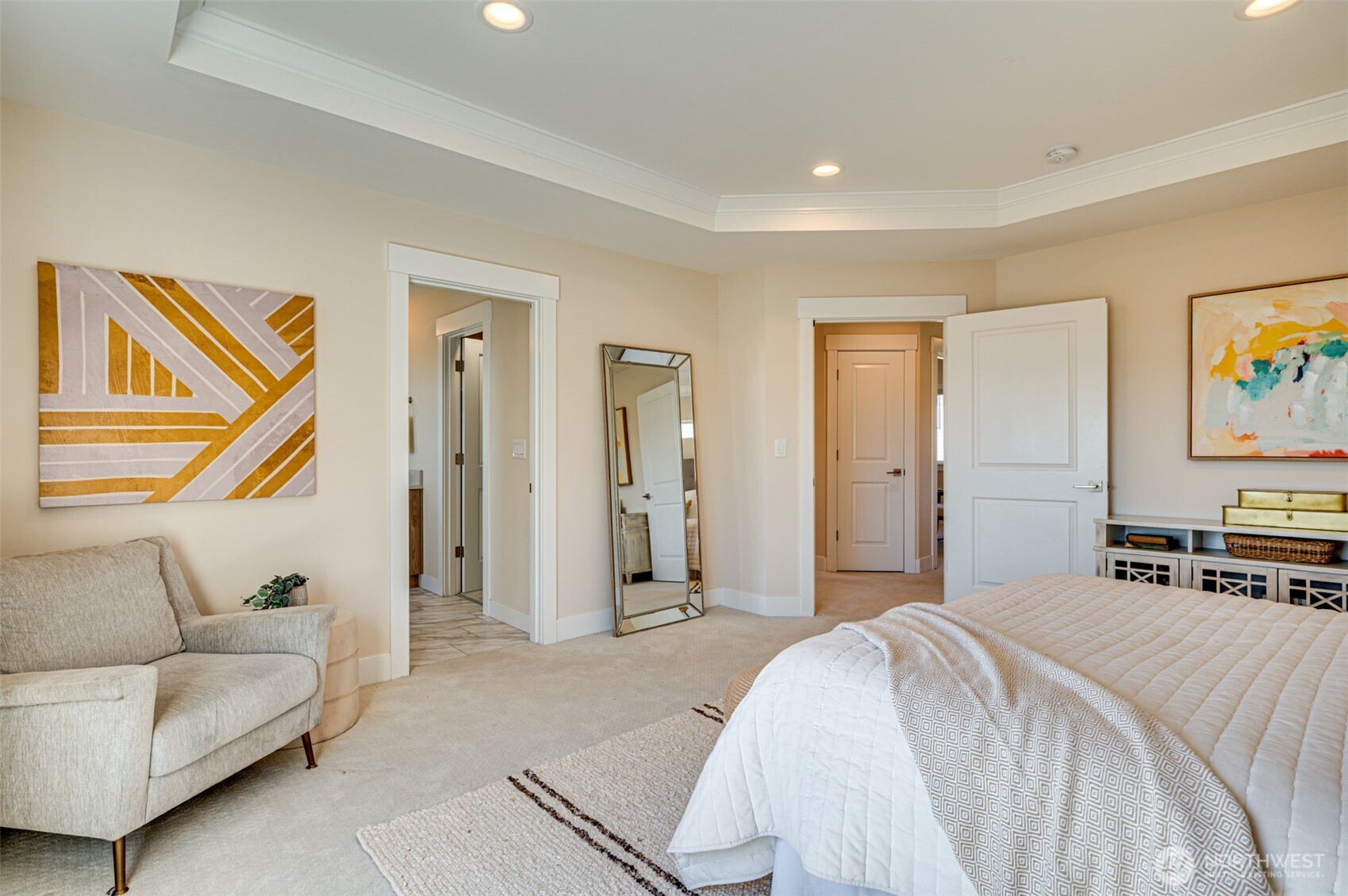 124 W 12th Way