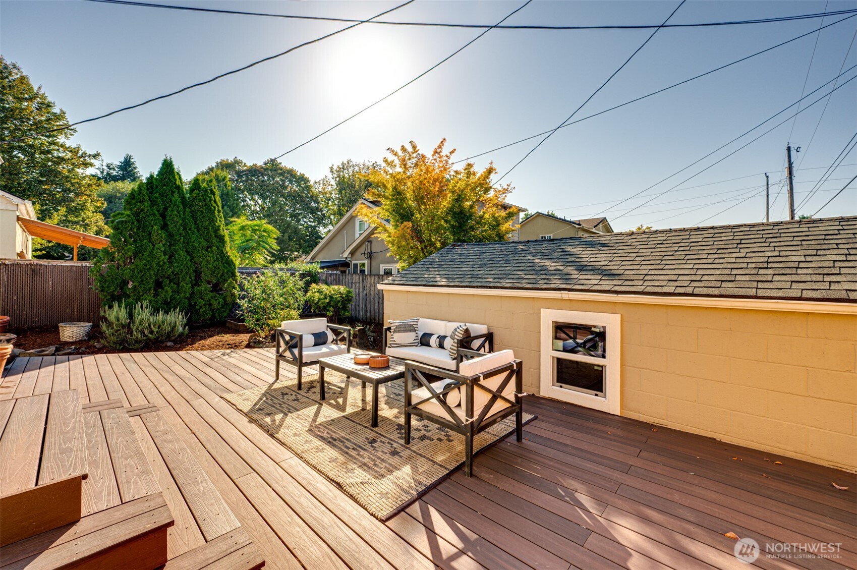307 E 22nd Street
