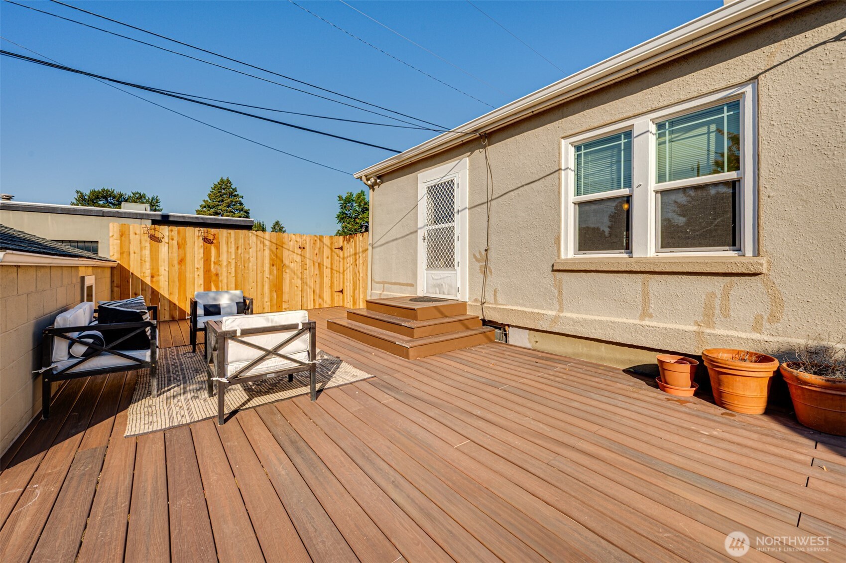 307 E 22nd Street