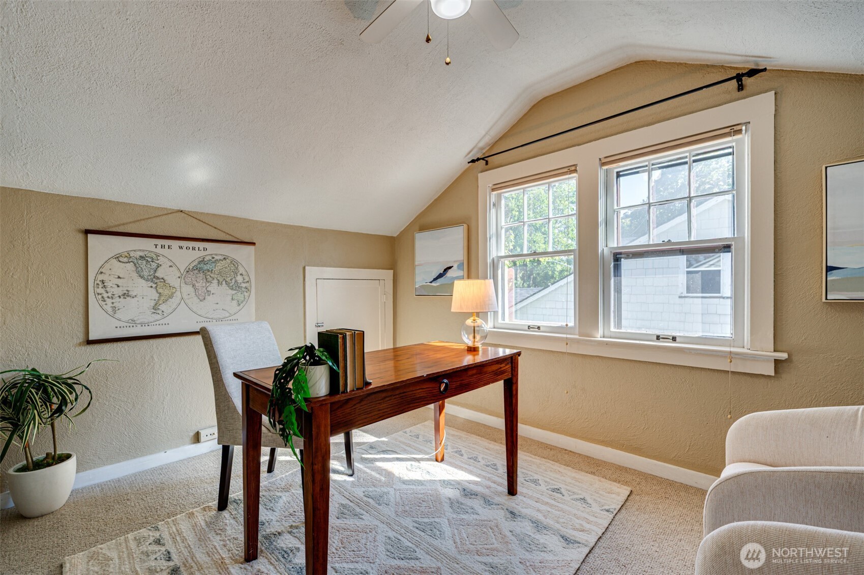 307 E 22nd Street