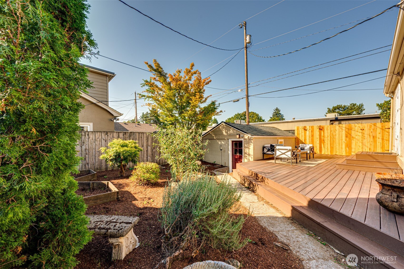 307 E 22nd Street