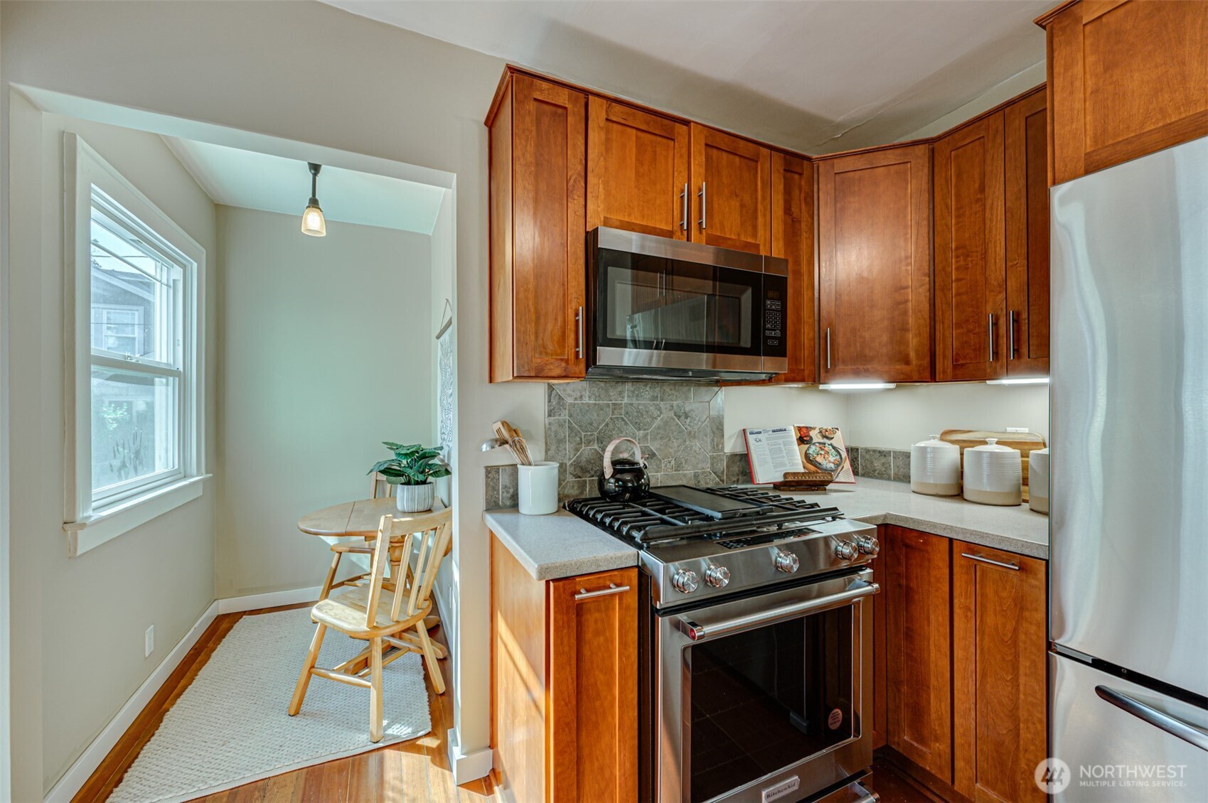307 E 22nd Street