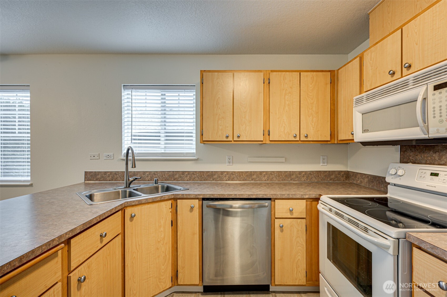 14605 NE 20th Avenue Unit: B101