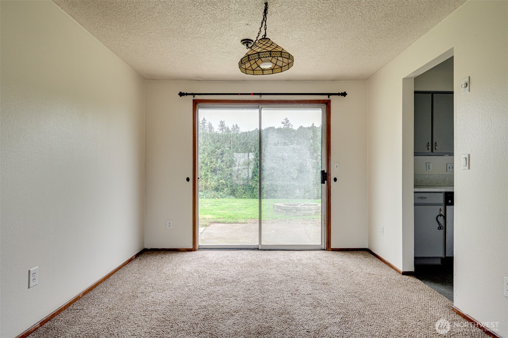 4319 F Circle