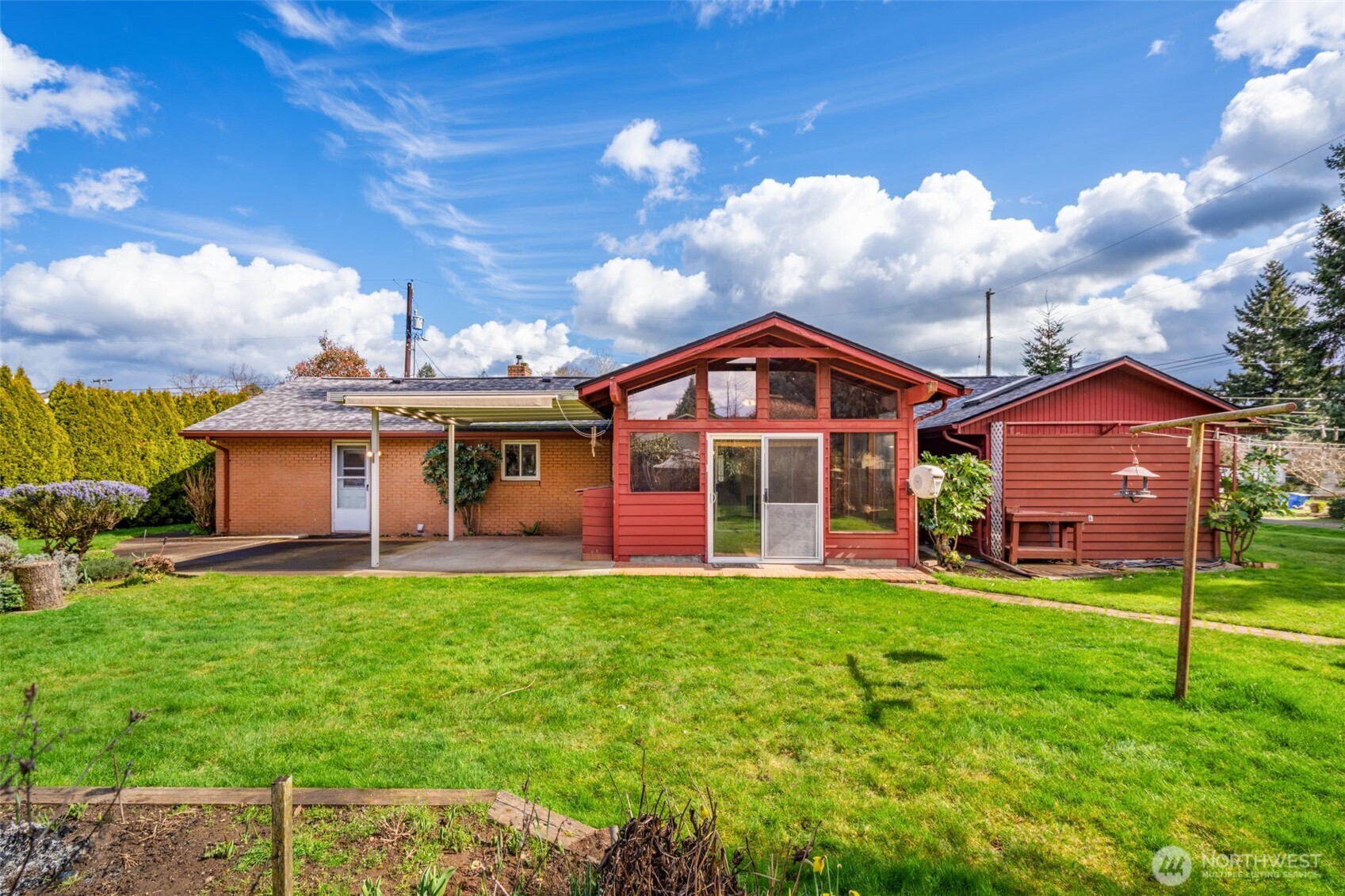 235 9th Street