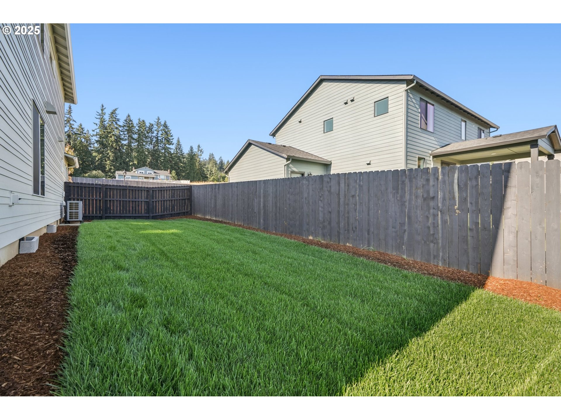 410 W 20TH WAY