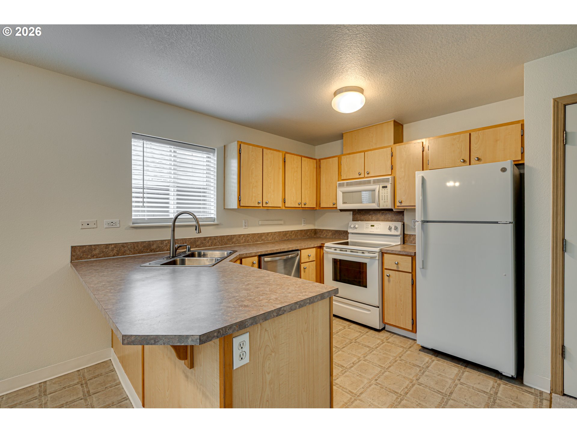 14605 NE 20TH AVE B101