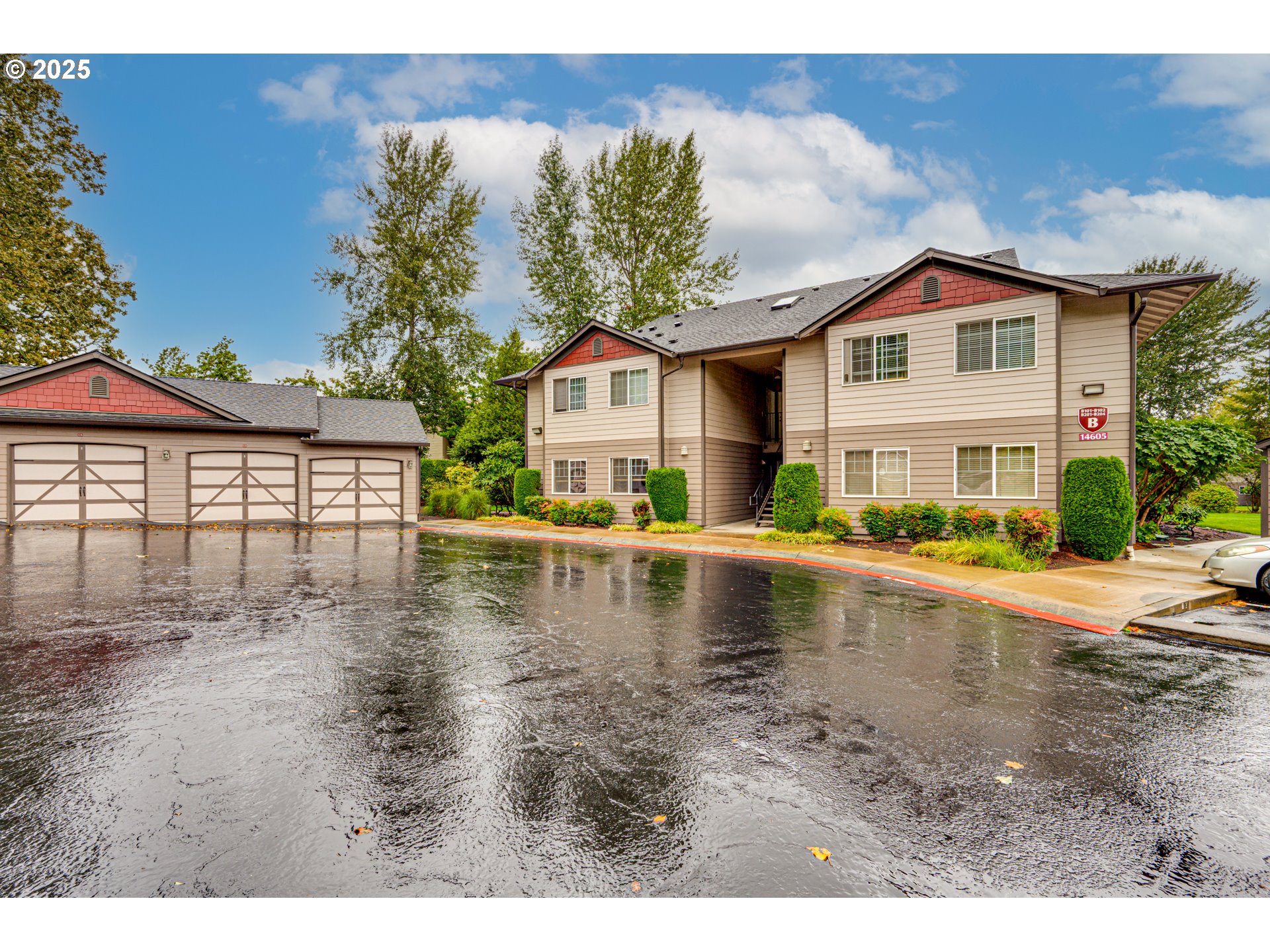 14605 NE 20TH AVE B101