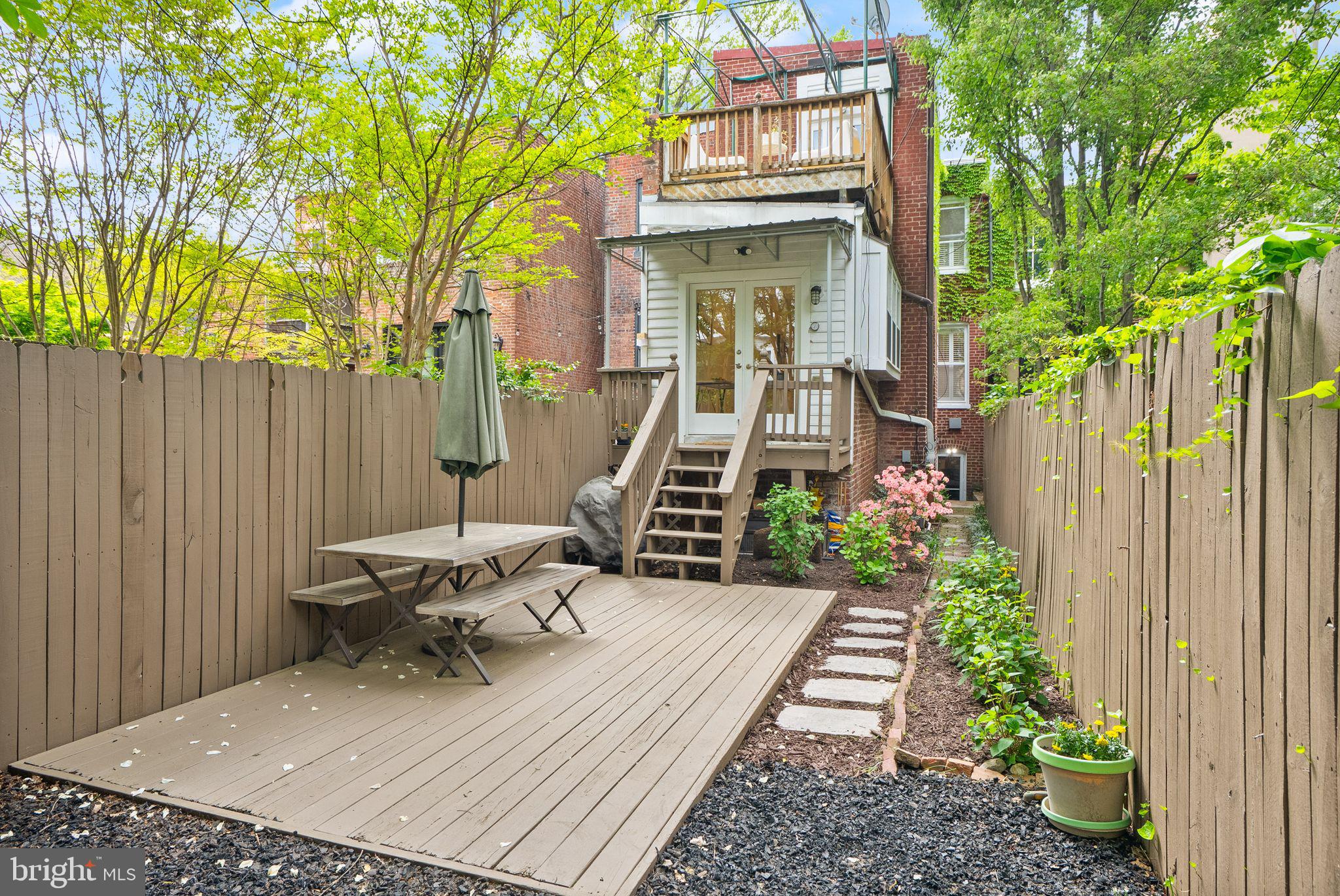 116 5th St SE