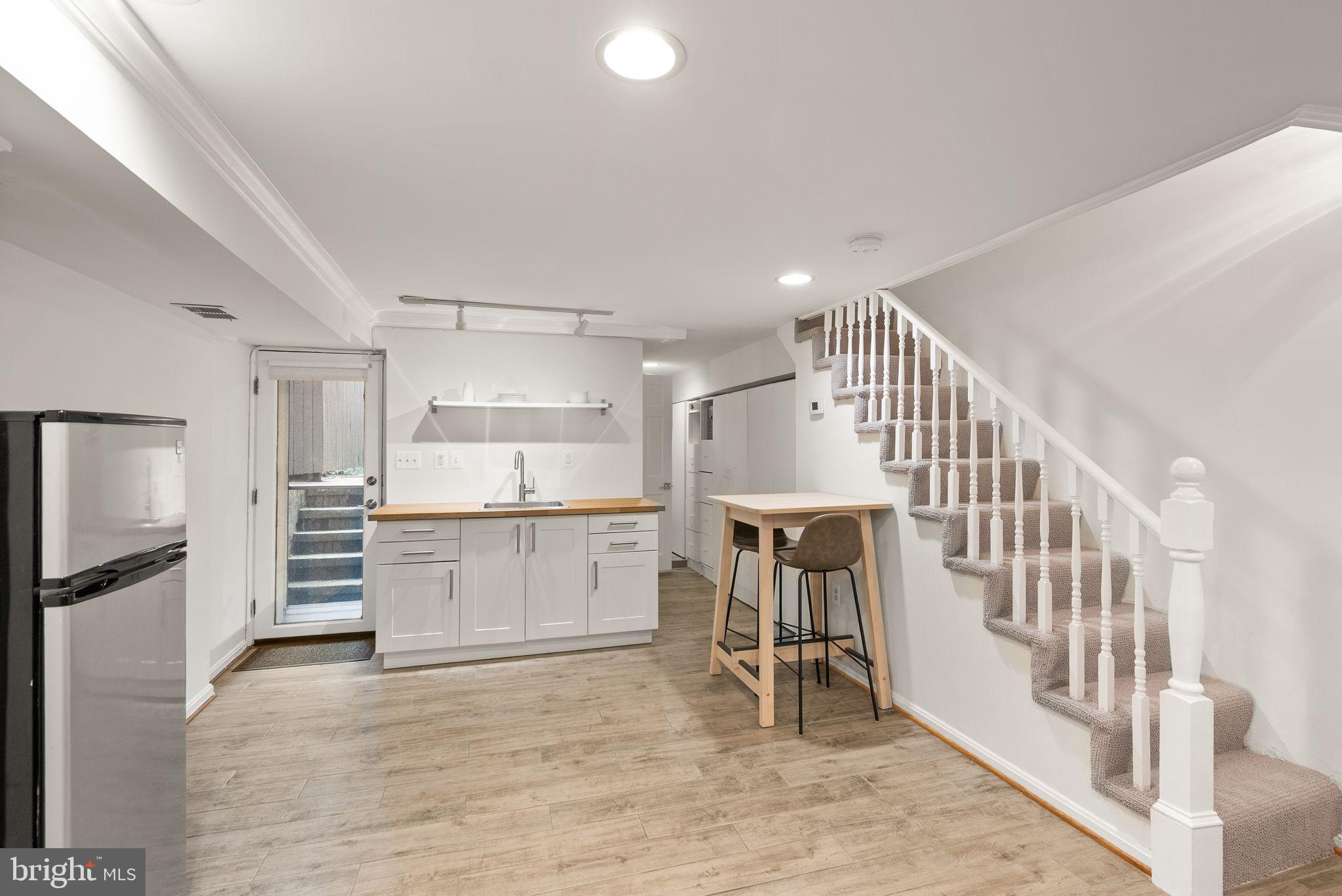 116 5th St SE