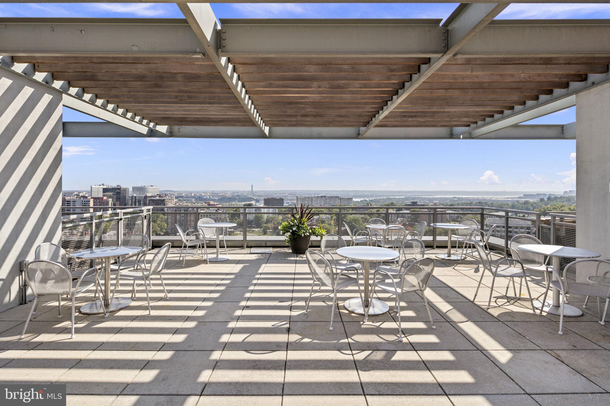 1512 N Scott STREET Unit: TH-4