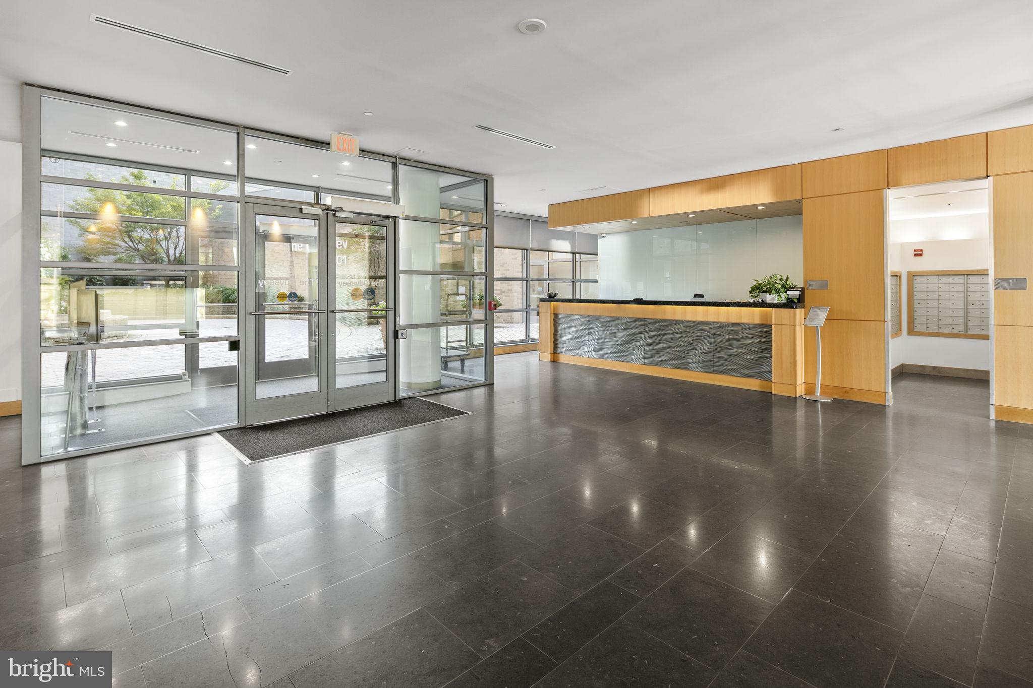 1512 N Scott STREET Unit: TH-4