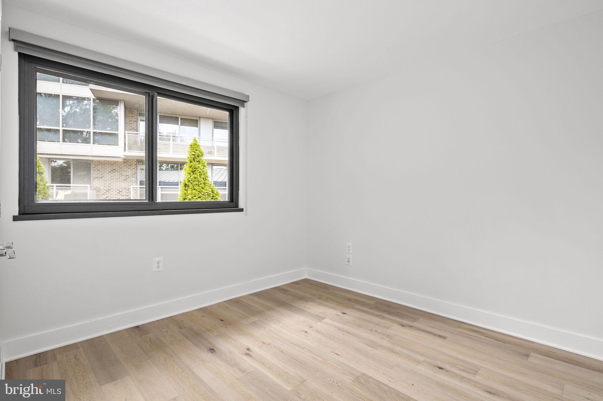 1512 N Scott STREET Unit: TH-4