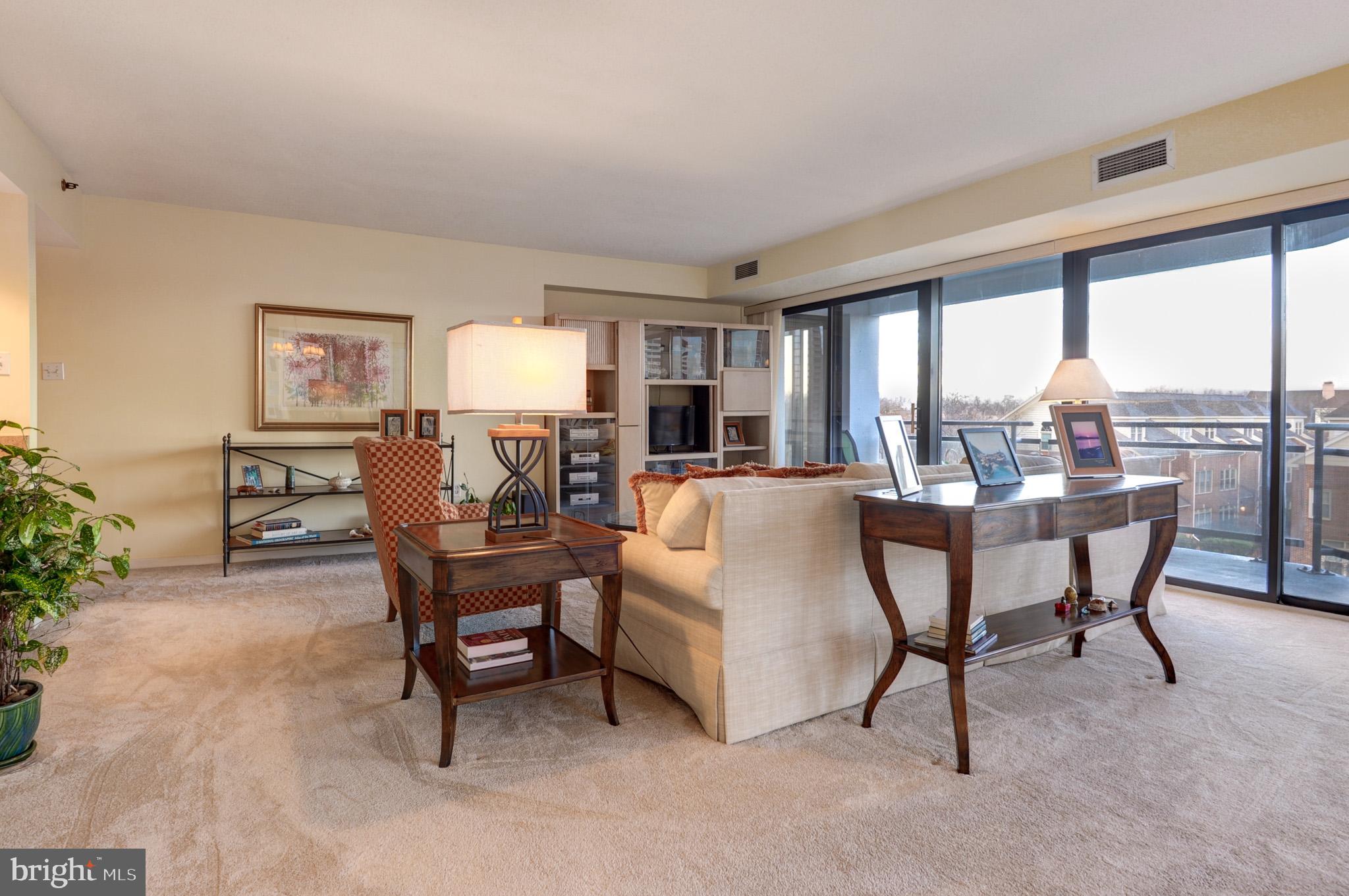 1530 Key Boulevard Unit: 428