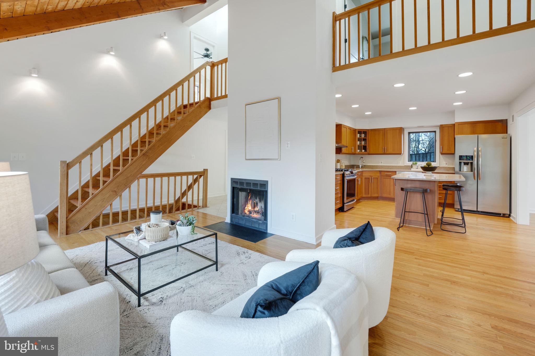 925 N Jacksonville St N