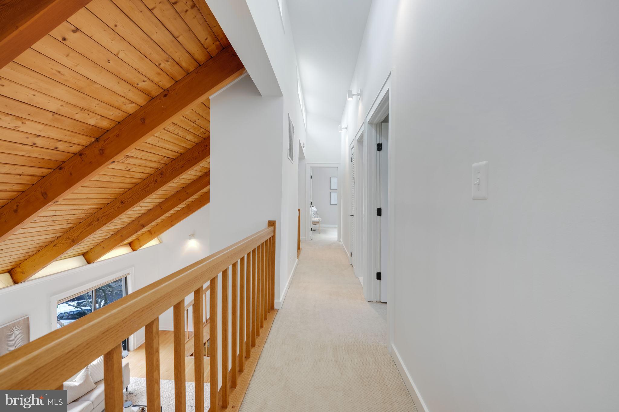 925 N Jacksonville St N