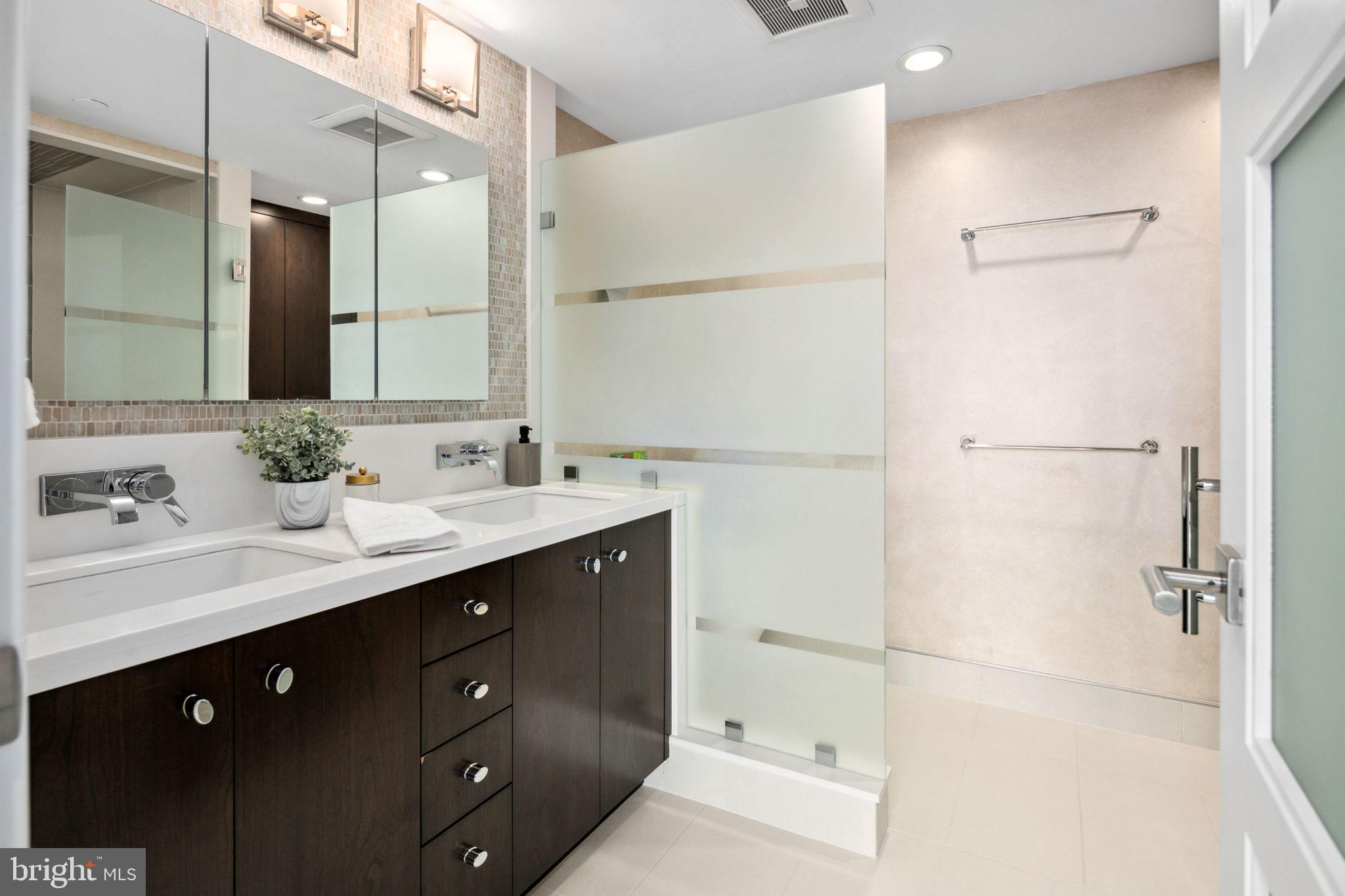 1530 Key Blvd #1112/1115