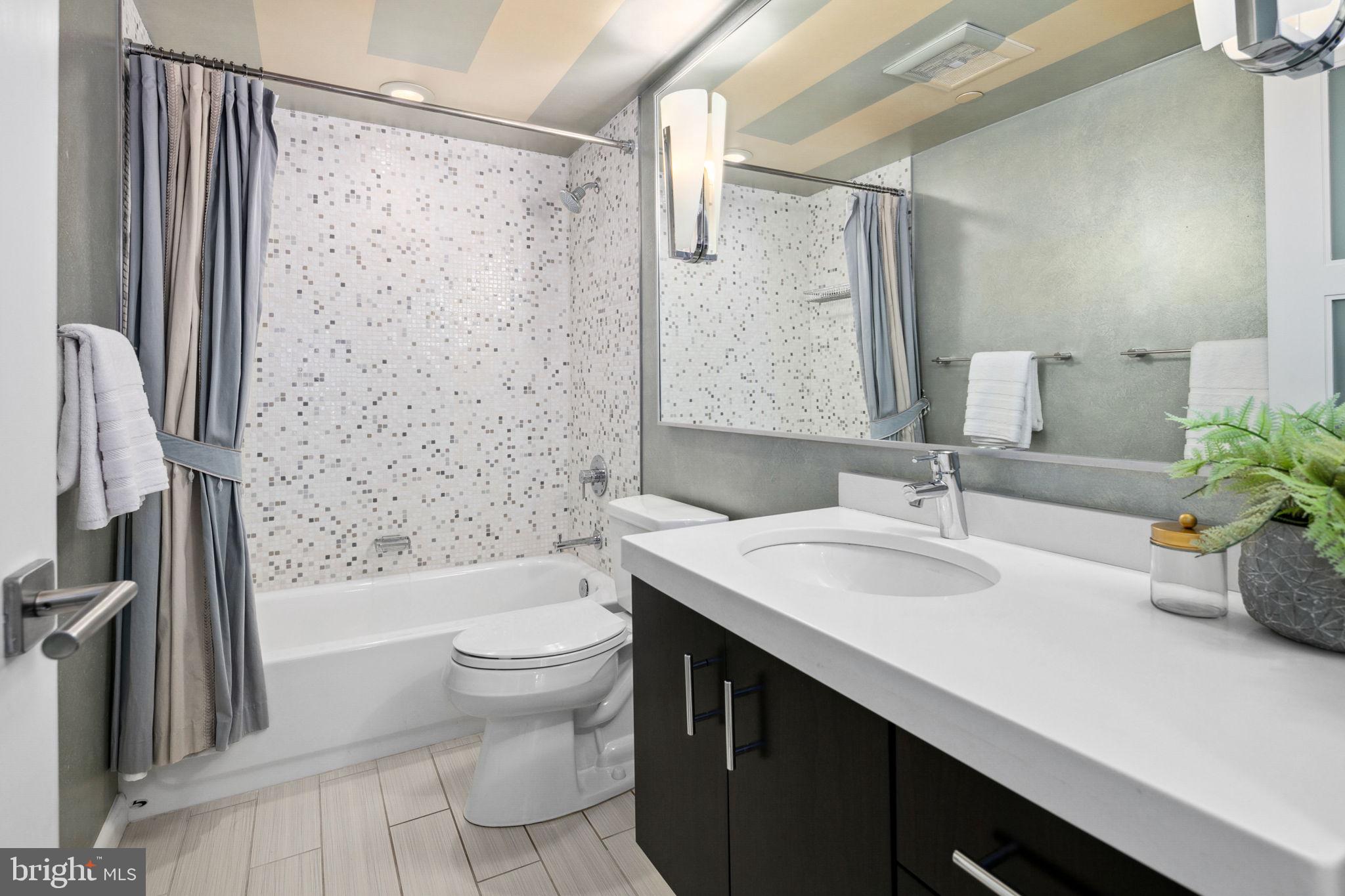 1530 Key Blvd #1112/1115