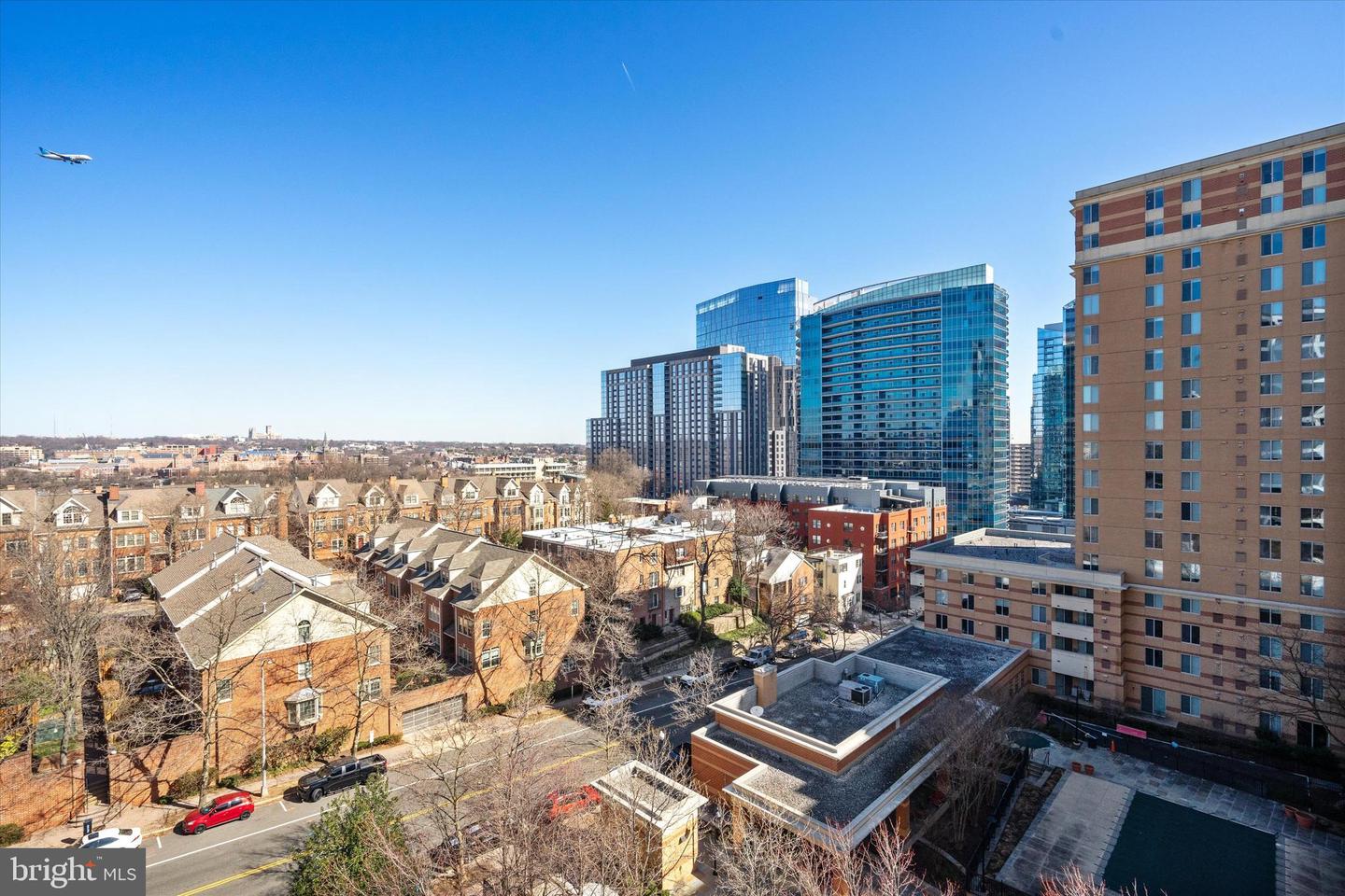 1530 Key Blvd #728