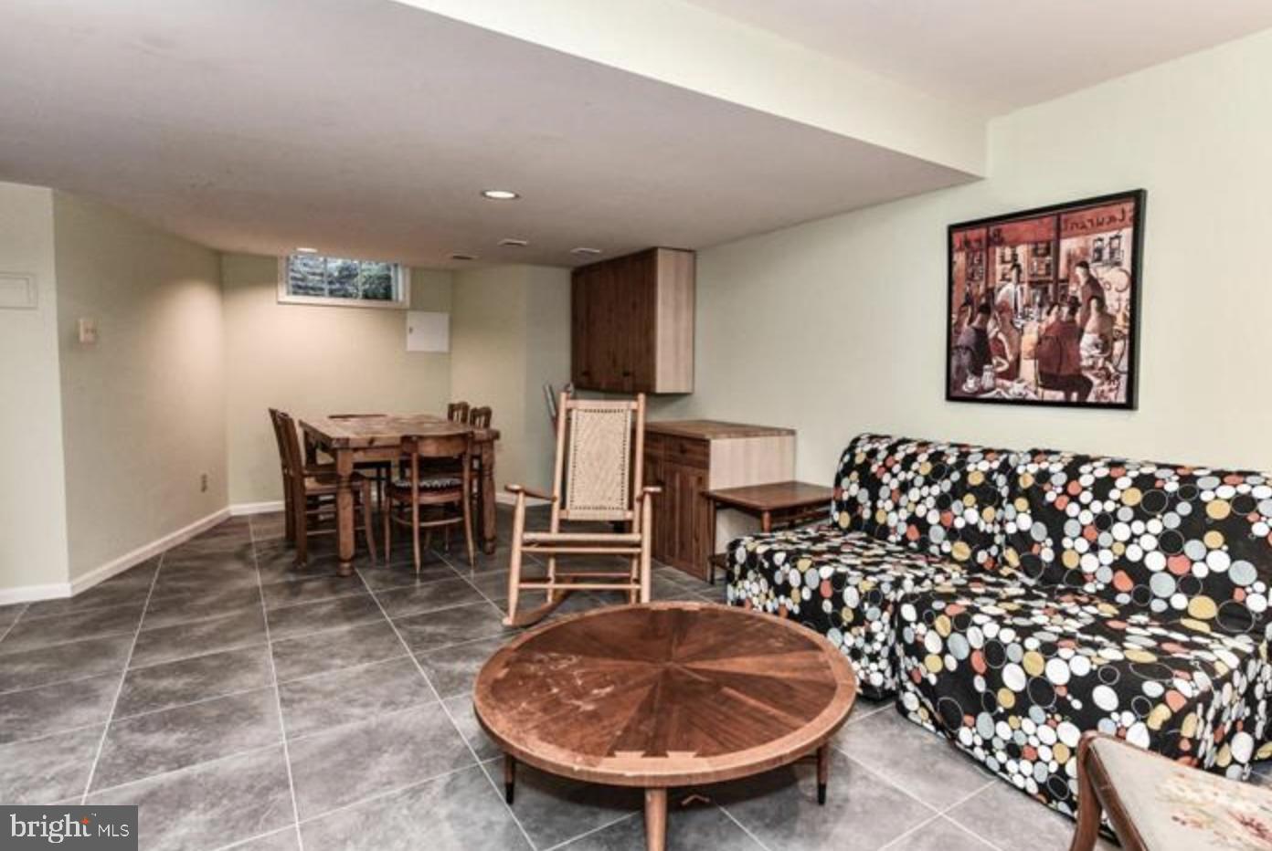 4259 Vacation Ln