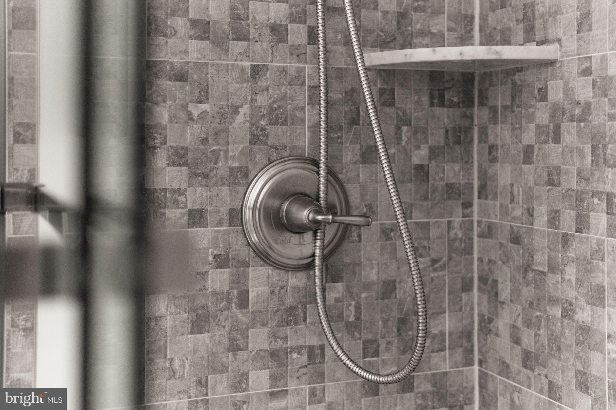 1805 Crystal Dr #215s