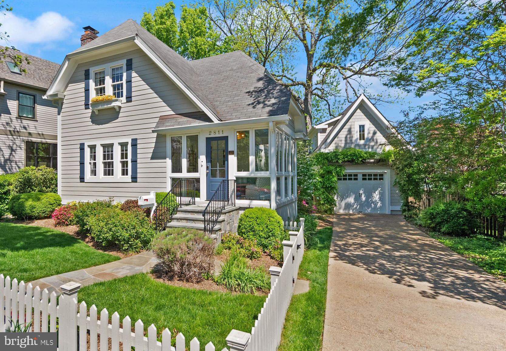 2811 Franklin Rd
