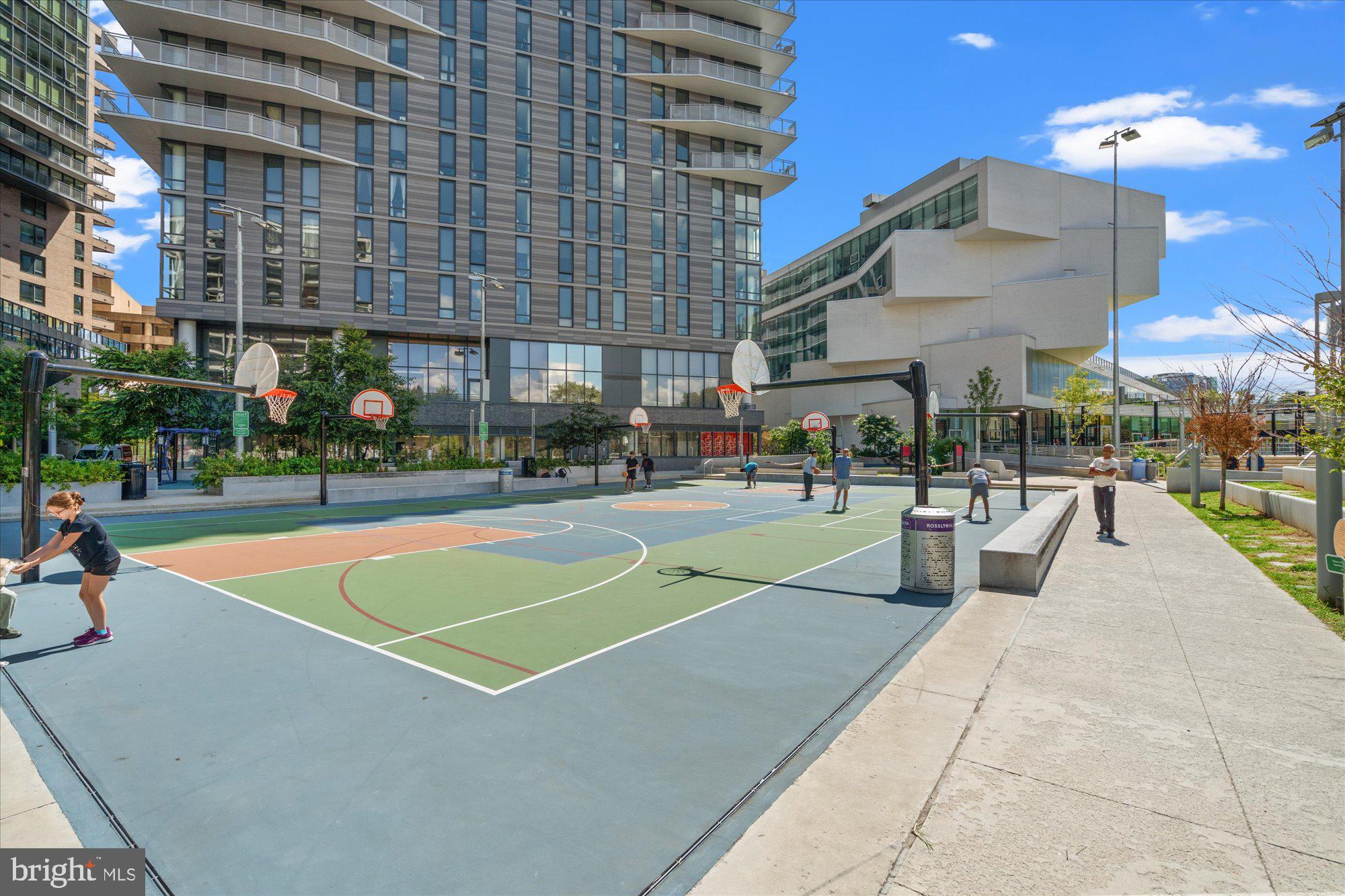 1530 KEY BOULEVARD 816