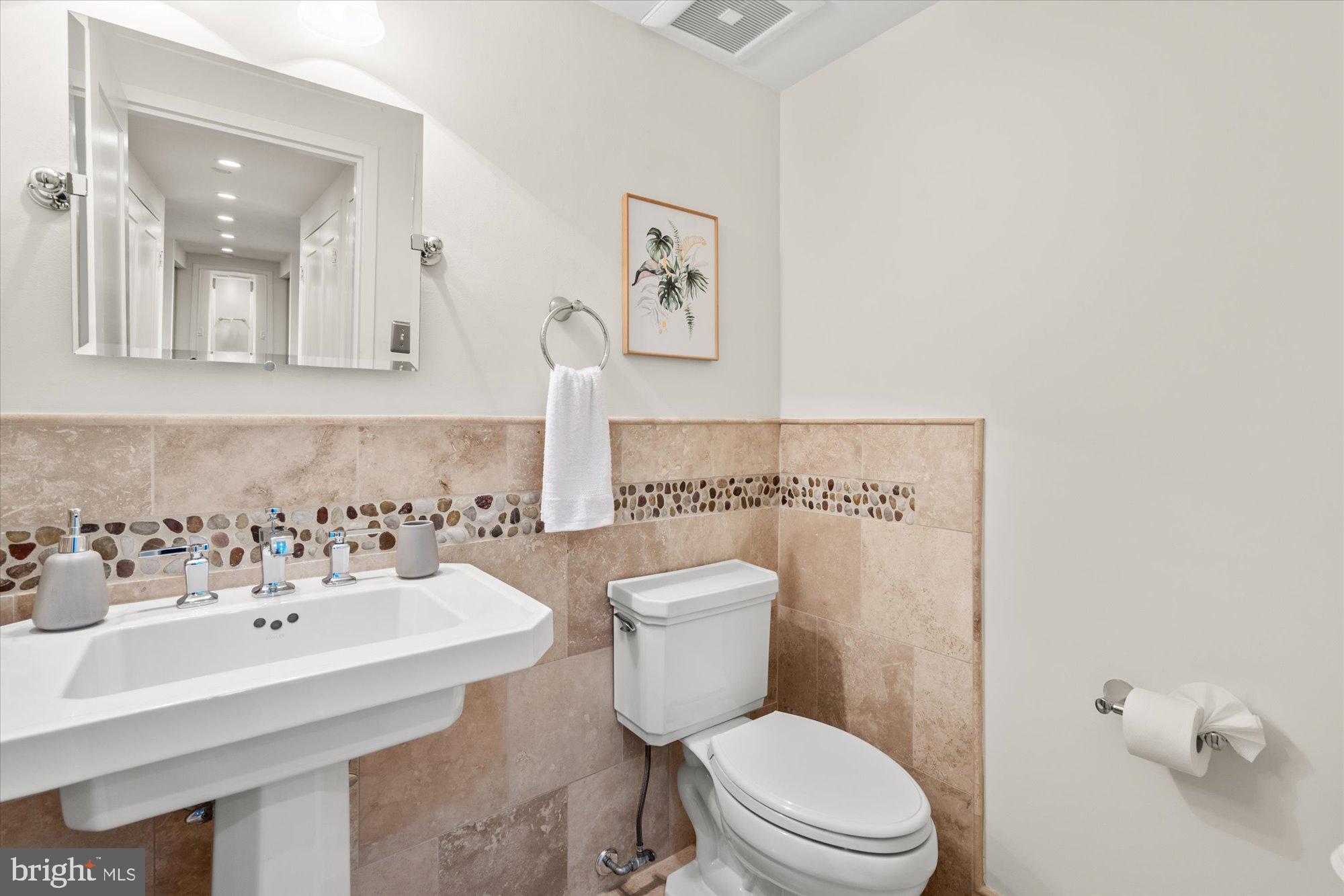 1530 KEY BOULEVARD 816