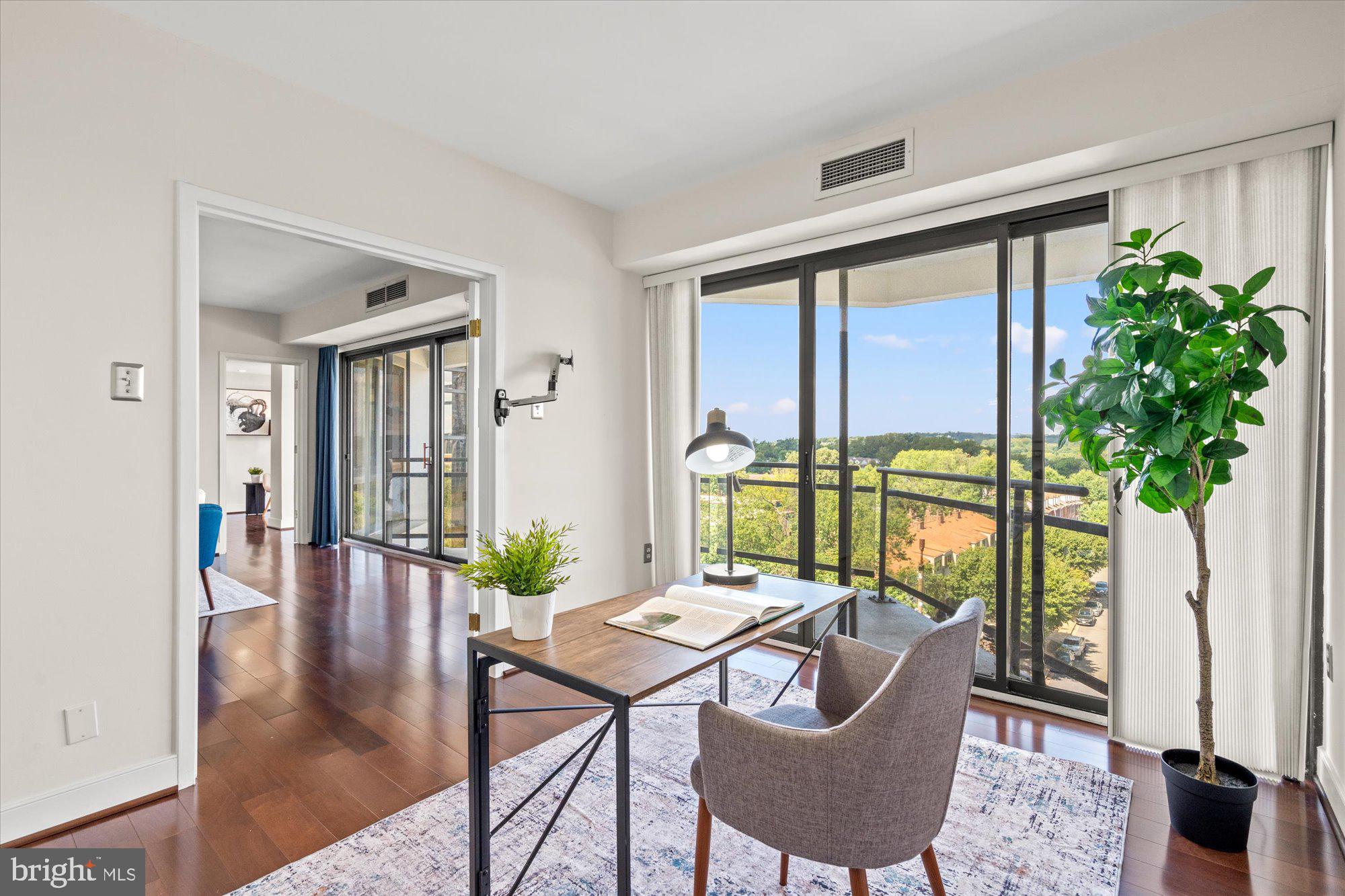 1530 KEY BOULEVARD 816