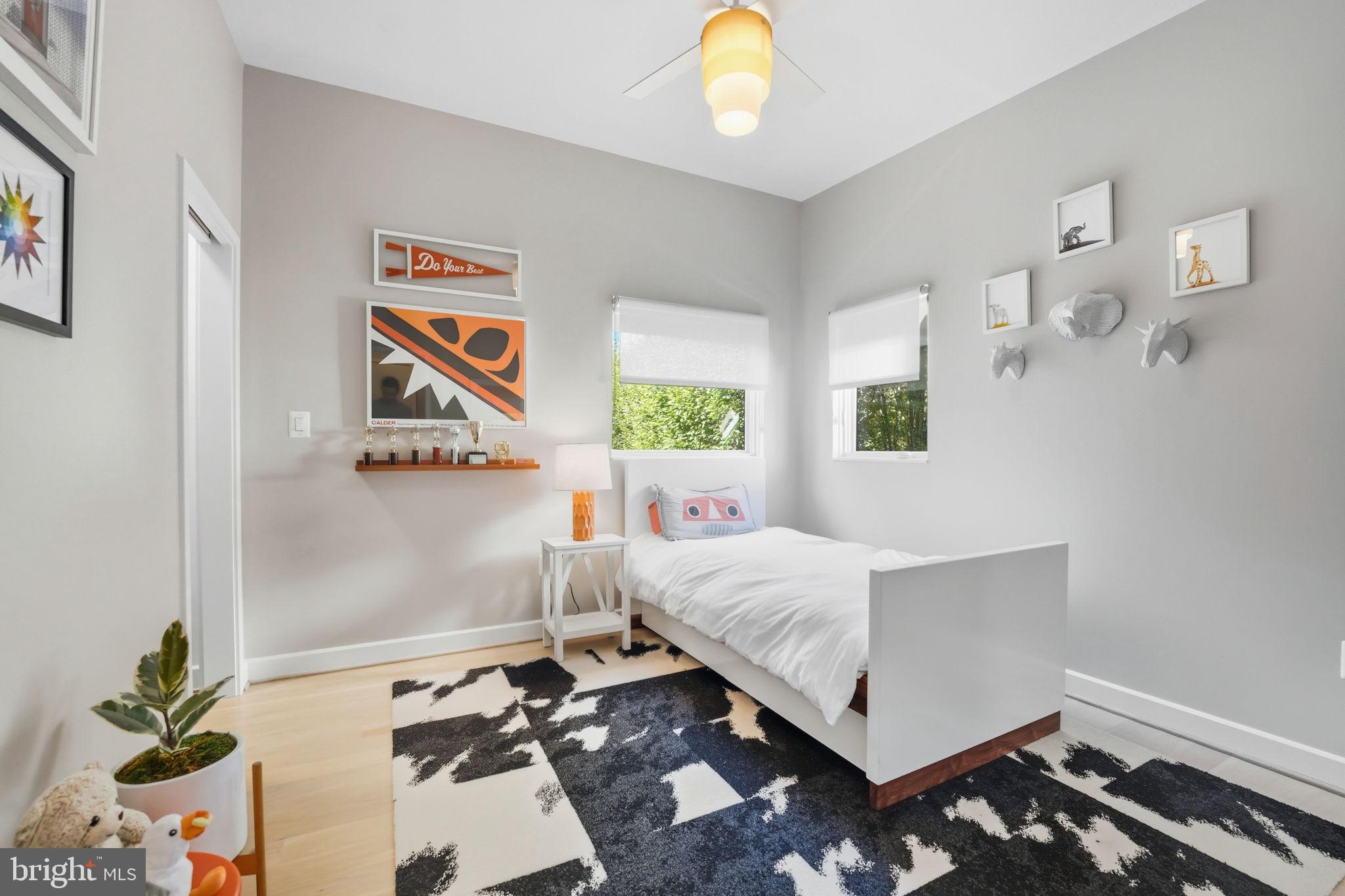 1404 N HERNDON STREET