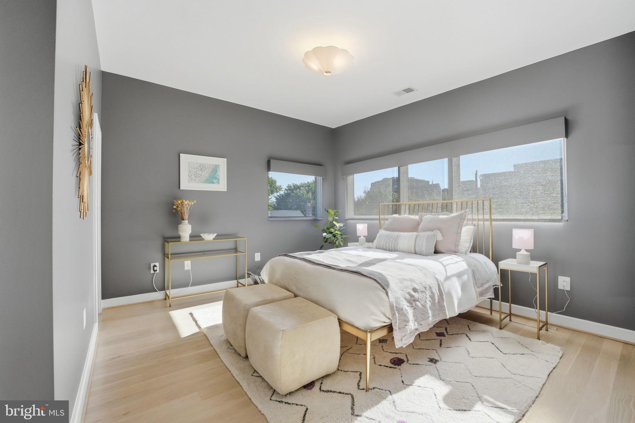 1404 N HERNDON STREET