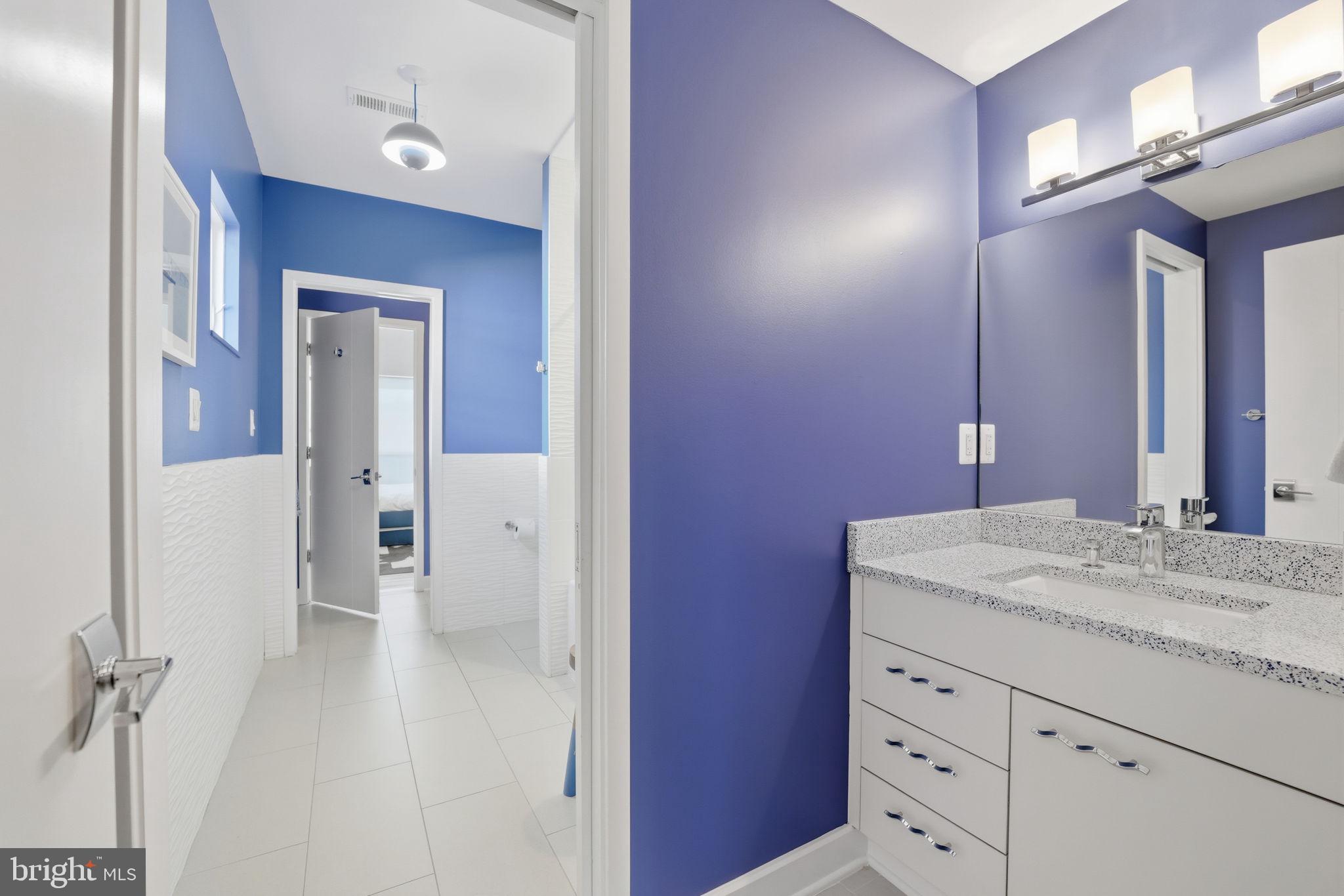 1404 N HERNDON STREET