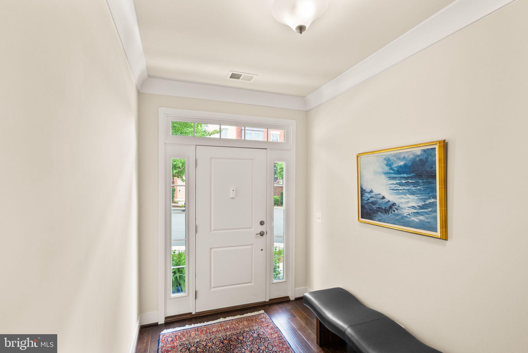 11687 Sunrise Square Pl