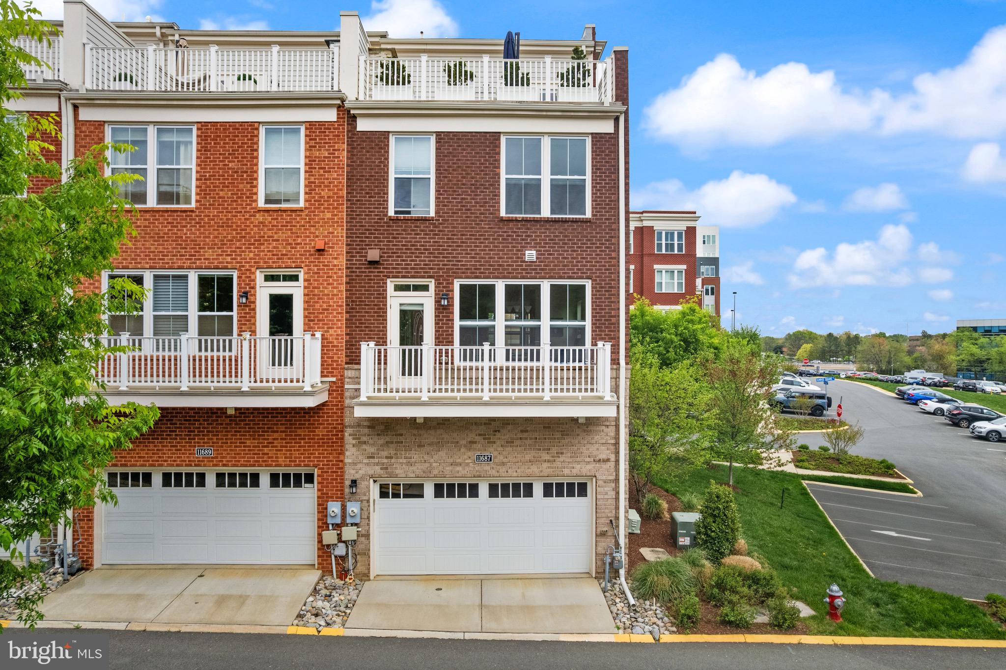 11687 Sunrise Square Pl