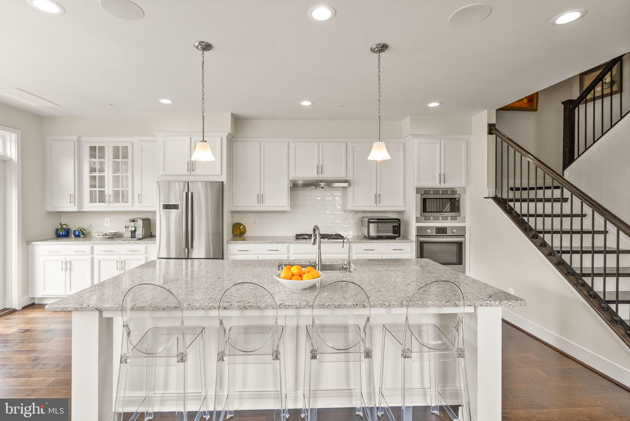 11687 Sunrise Square Pl