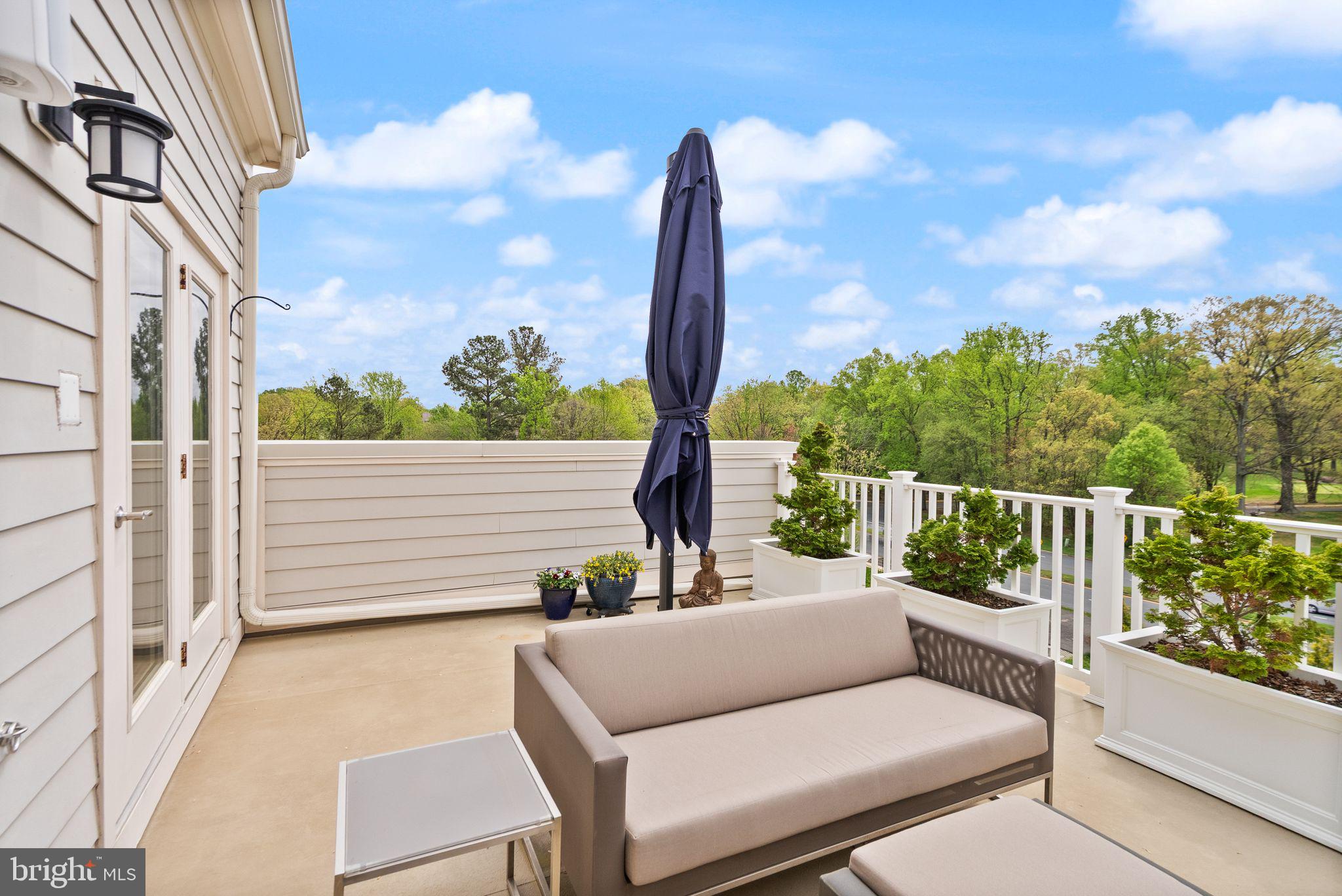 11687 Sunrise Square Pl