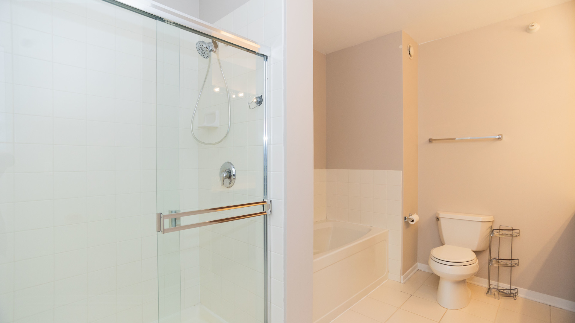 807 Davis Street Unit: 2107