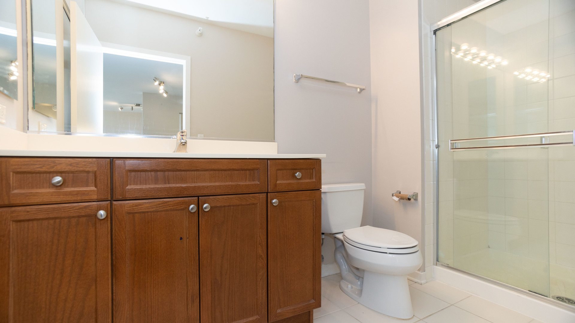 807 Davis Street Unit: 2107