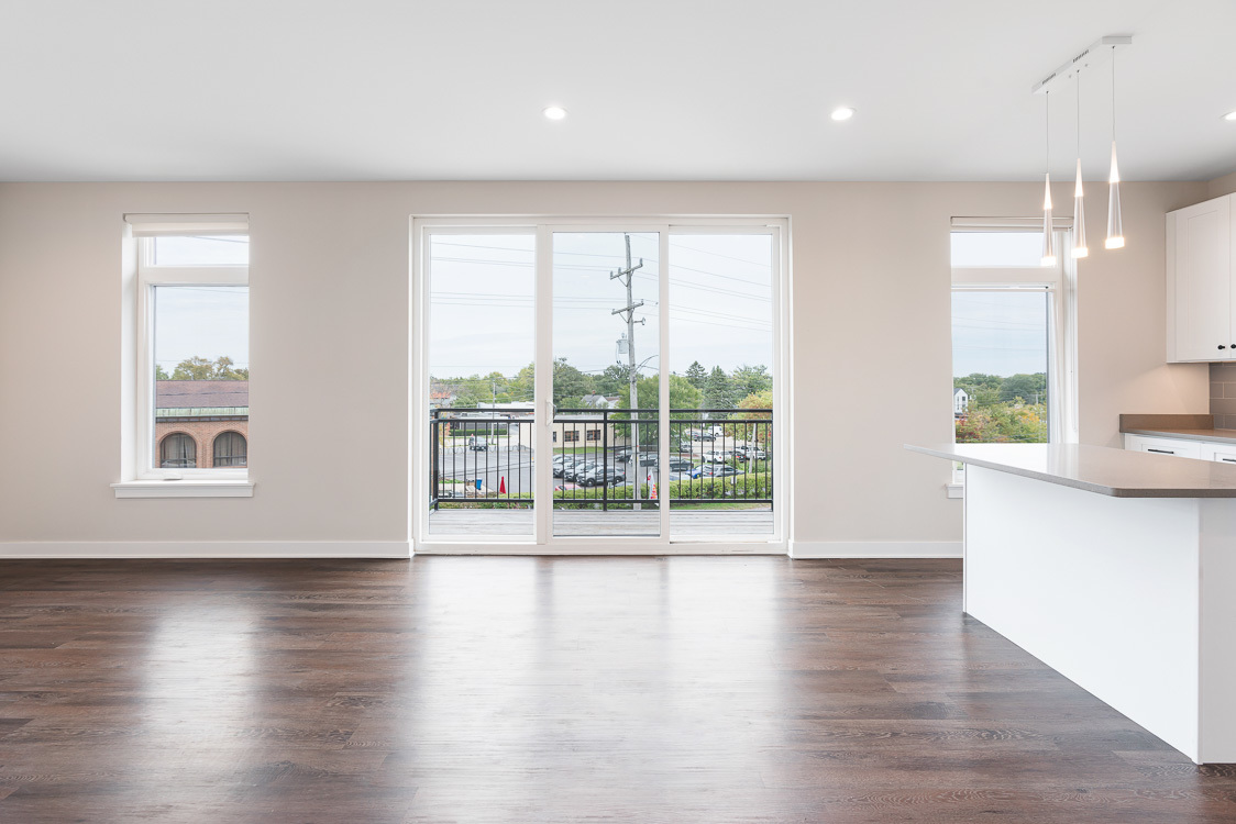 546 Green Bay Road Unit: 402