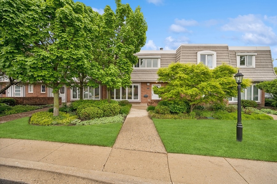 673 Calais Drive