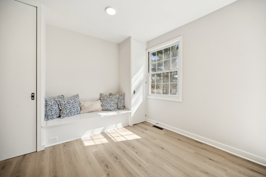 1220 Park Avenue W Unit: 114