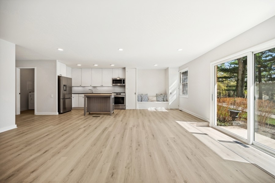 1220 Park Avenue W Unit: 114